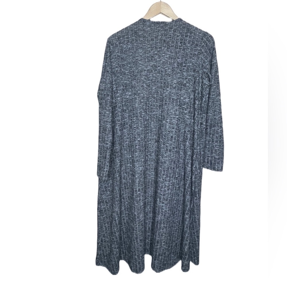 LULAROE gray ribbed sarah cardigan with pockets - Picture 2 of 5